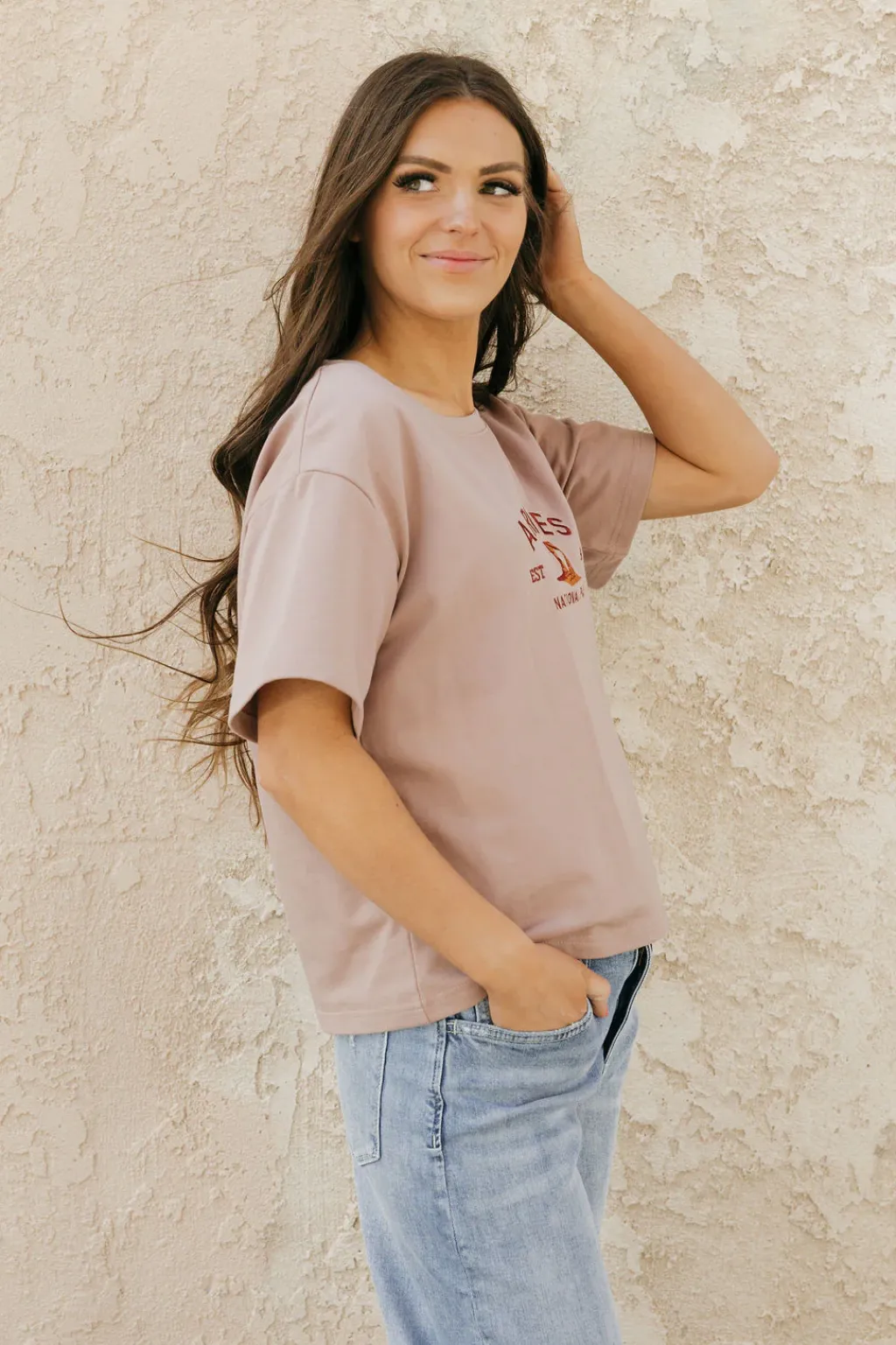 Dongguan Huoyoung Apparel Co National Parks|Tops<Arches Park Tee-Mocha