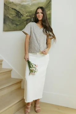 Dongguan Huoyoung Apparel Co Tops|Nursing Friendly<Beverly Top-Natural Floral