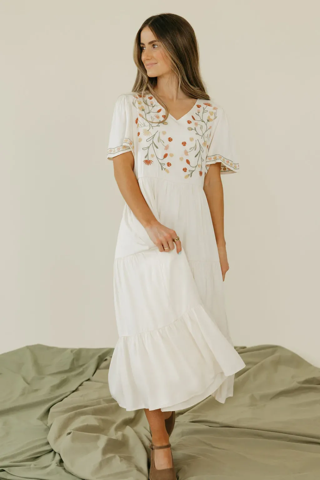 Tea N Rose Maternity Friendly|Dresses<Carina Dress-Ivory