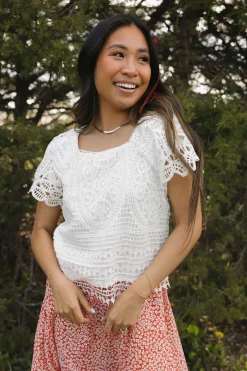 Dongguan Huoyoung Apparel Co Tops|Tees<Clara Top-White