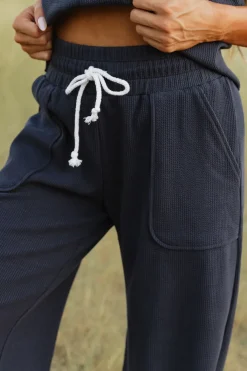 Dongguan Huoyoung Apparel Co Bottoms|Maternity Friendly<Fitz Pants-Navy
