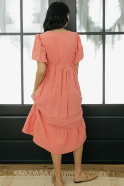 Dongguan Huoyoung Apparel Co Dresses|Maternity Friendly<Grandview Dress-Peachy