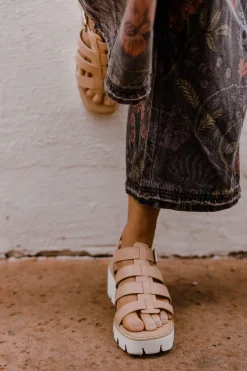 Oasis Society Sandals<Hyland Sandals-Nude