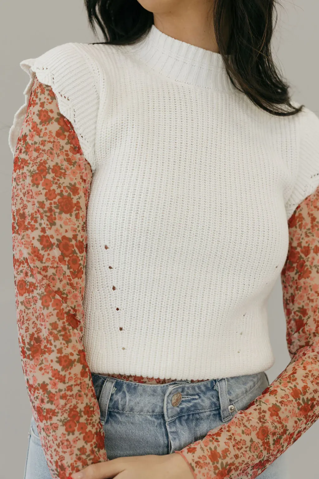Dongguan Huoyoung Apparel Co Tops|Tops<Kaleb Sweater Vest-Ivory
