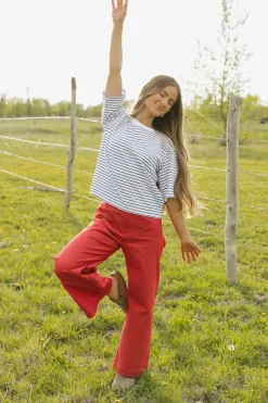 Dongguan Huoyoung Apparel Co Maternity Friendly|Tops<Lauren Tee-Ivory/Blue