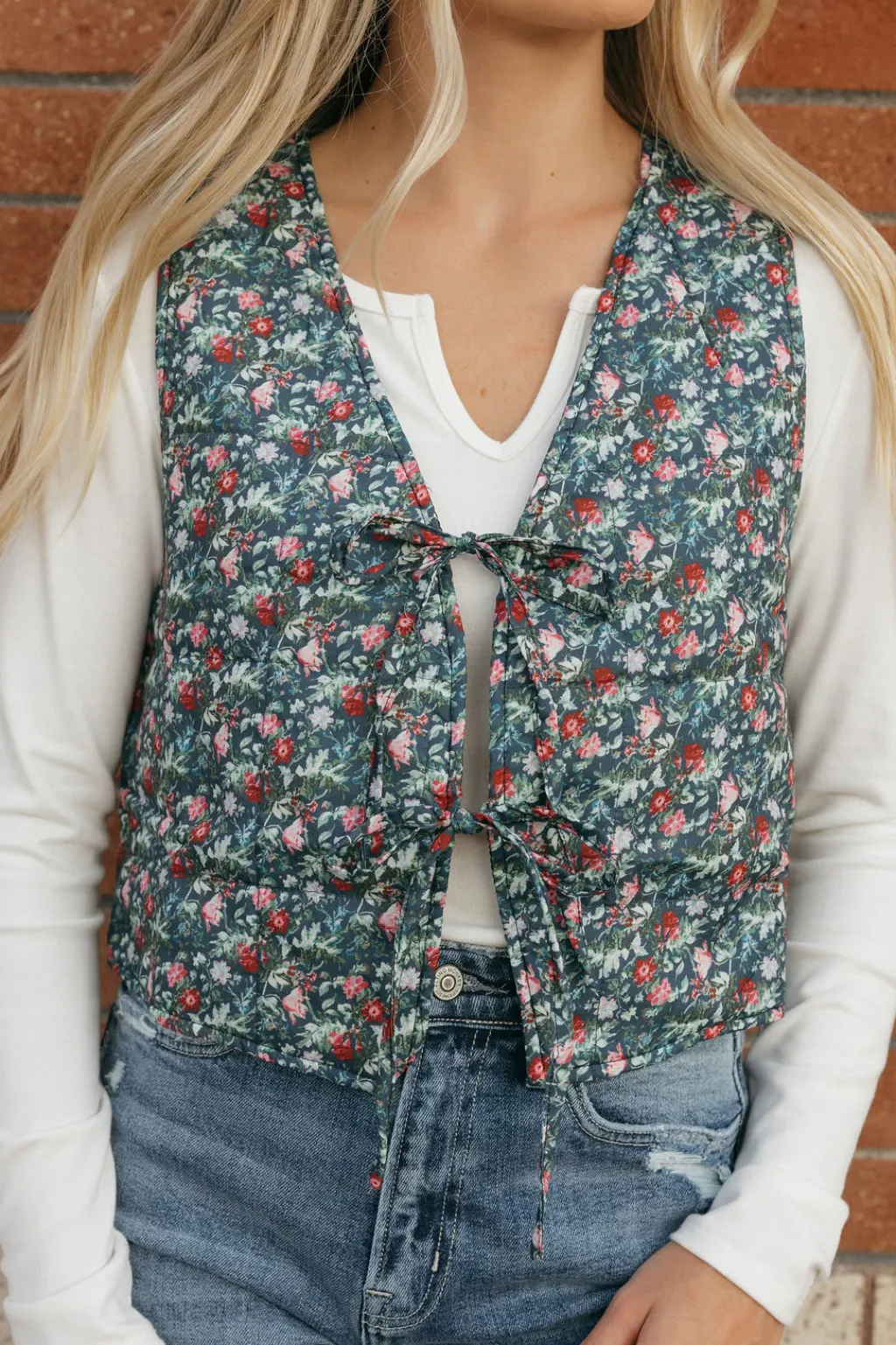 Polagram Outerwear|Tops<Lorretta Vest-Navy Floral