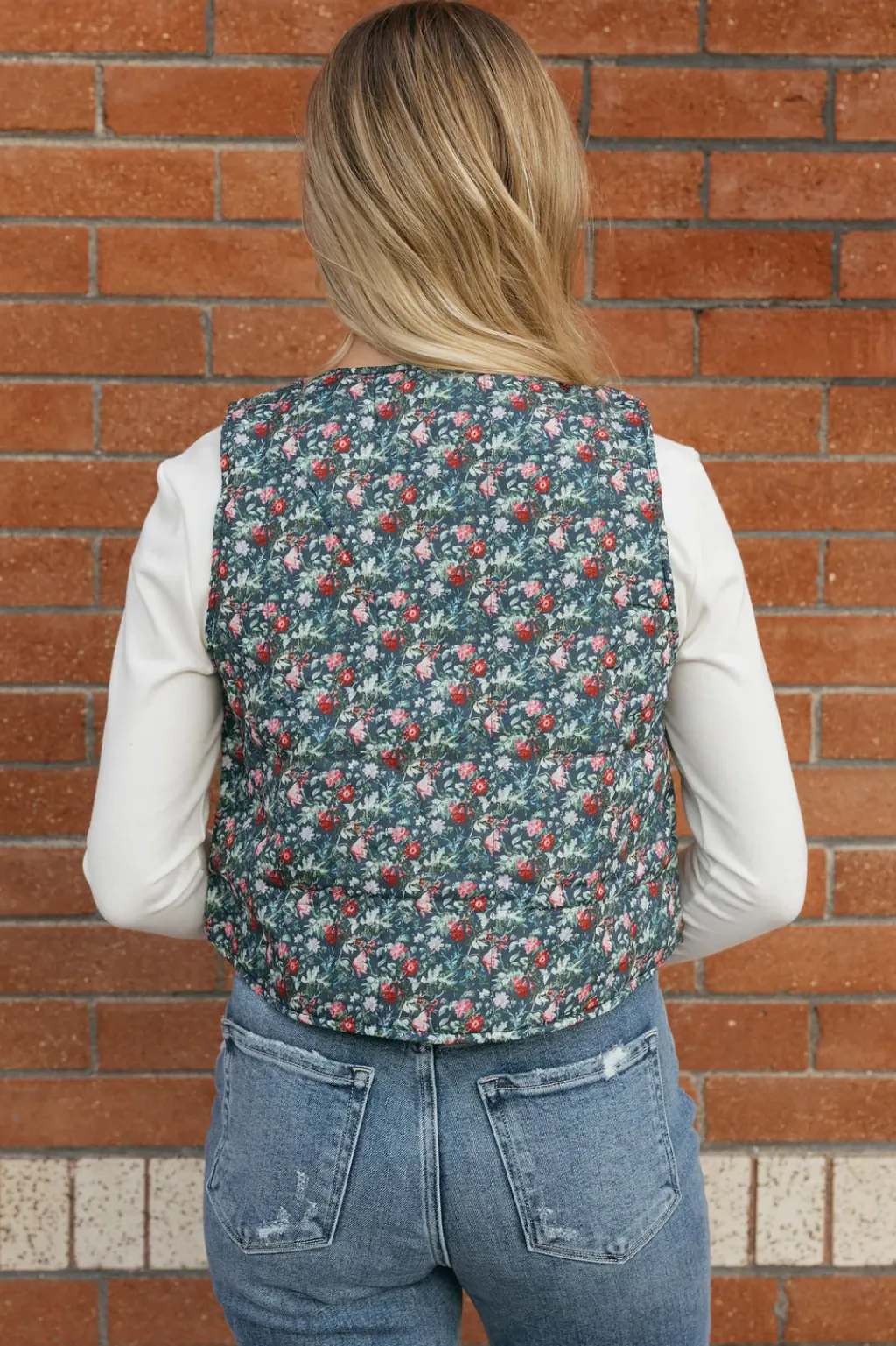 Polagram Outerwear|Tops<Lorretta Vest-Navy Floral