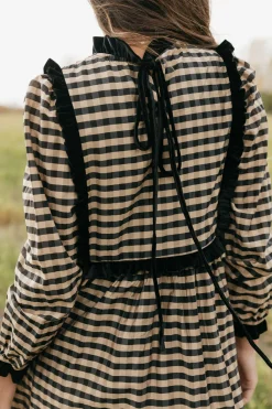 Dongguan Huoyoung Apparel Co Dresses|Dresses<Mae Dress-Tan/Black