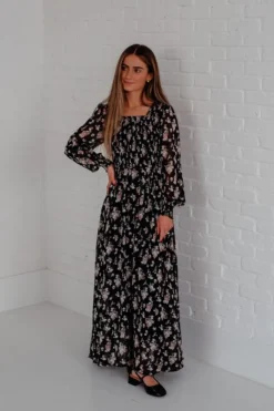 Dongguan Huoyoung Apparel Co Dresses<Maylee Dress- Multi