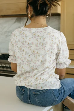 Dongguan Huoyoung Apparel Co Tops|Tops<Sasha Top-Ivory Floral
