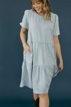 Calista Knee-Length Dresses<Scarlet Dress-Chambray