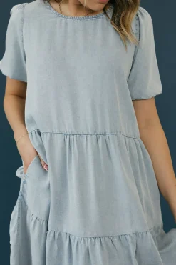 Calista Knee-Length Dresses<Scarlet Dress-Chambray