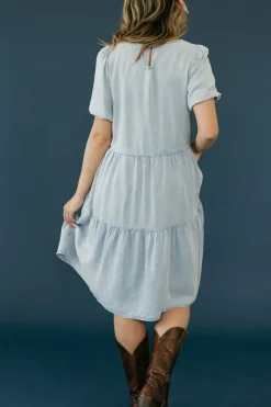Calista Knee-Length Dresses<Scarlet Dress-Chambray