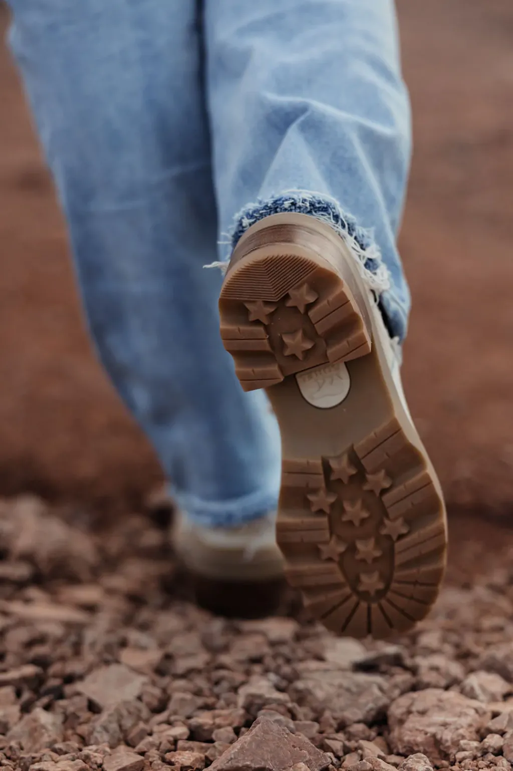 Sorel Boots & Booties<Joan Now Chelsea-Bleached Ceramic/Gum
