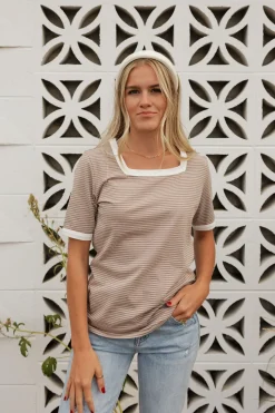 Dongguan Huoyoung Apparel Co Tops|Tops<Virginia Top-Mocha/Ivory